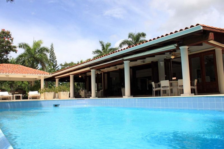 %_tempFileNameSwimming%20pool%20b%