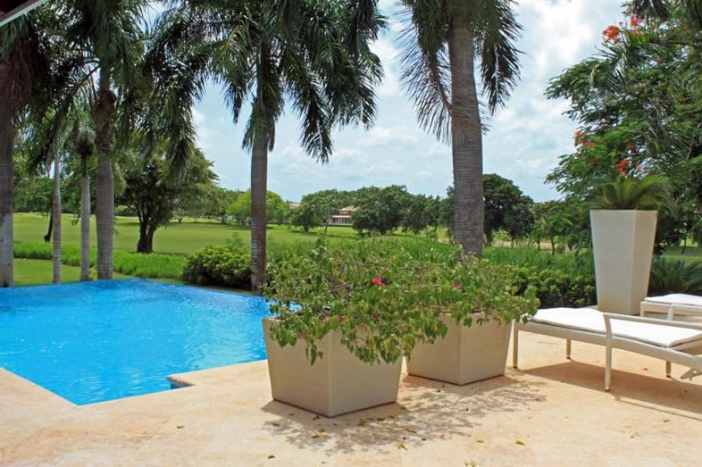 %_tempFileNameSwimming%20pool%20d%